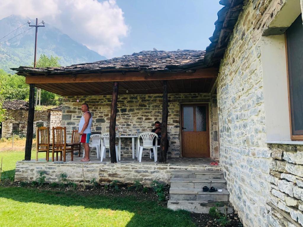 Guest House Qafe Dardha - Tomorr National Park Qafe Dardhe Exterior foto