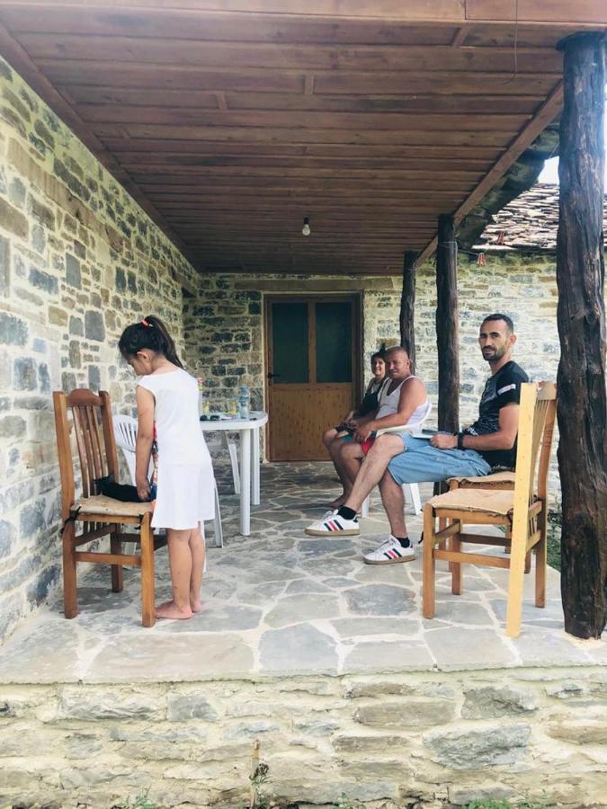 Guest House Qafe Dardha - Tomorr National Park Qafe Dardhe Exterior foto