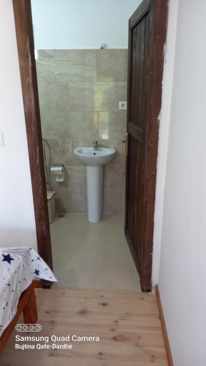 Guest House Qafe Dardha - Tomorr National Park Qafe Dardhe Exterior foto